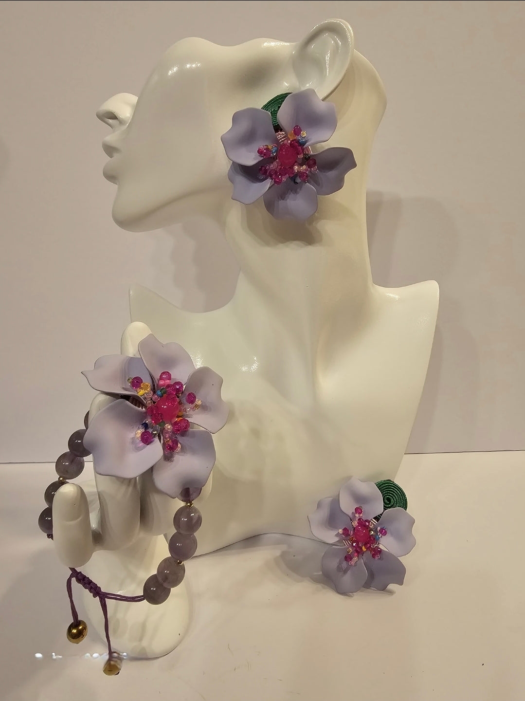 aretes con pulsera de cuarso morado purpura