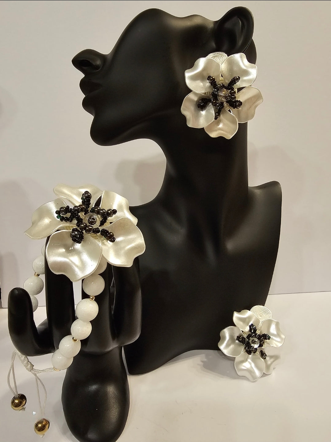 aretes con pulsera de cuarzo blanco